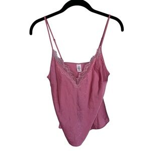 2018 Victoria’s Secret Lace trim Camisole size medium blush pink